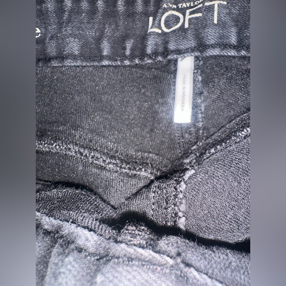 LOFT Women's Dark Wash Skinny Jeans - Picture 5 of 7